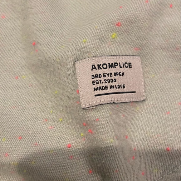 Akomplice light hoodie - Picture 2 of 4